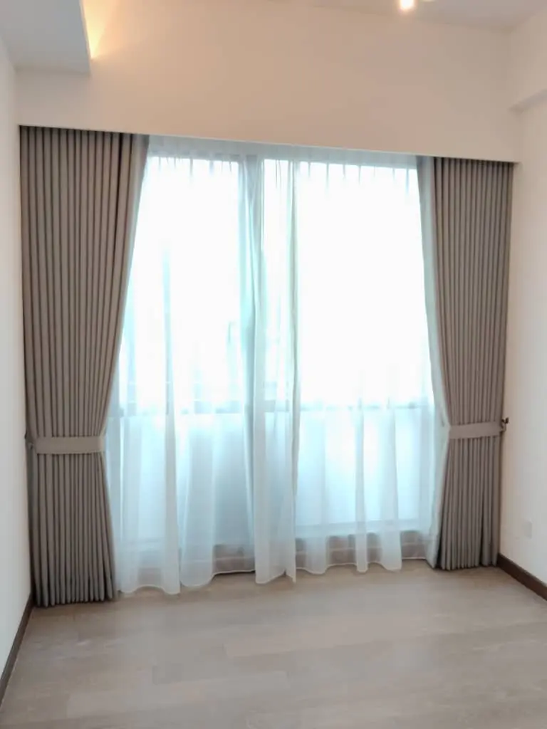 Ring Eyelet Curtains for Dining Area